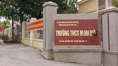 Nữ sinh lớp 8 bị đánh hội đồng vào mặt và đầu, TP.Hà Nội yêu cầu làm rõ