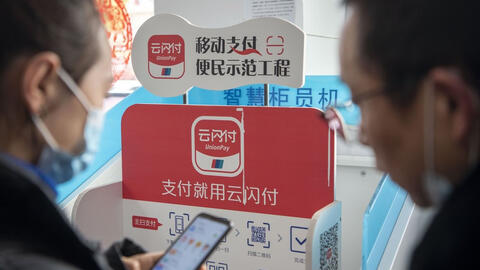 Các ngân hàng Nga chuyển sang sử dụng hệ thống UnionPay của Trung Quốc