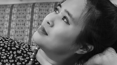 Thu và ngôn tình