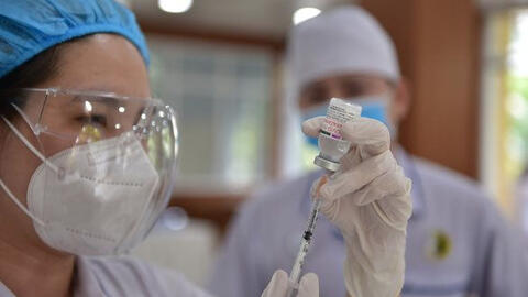 Bộ Y tế yêu cầu đẩy nhanh tốc độ tiêm chủng vaccine phòng COVID-19