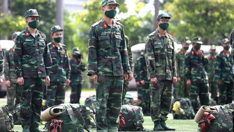Đưa 1000 quân nhân từ Hà Nội vào TPHCM bằng máy bay