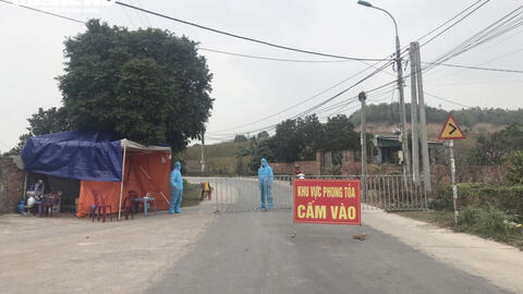 Phong tỏa thêm 11 xã, phường ở thị xã Đông Triều, Quảng Ninh