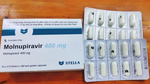 Ấn Độ loại molnupiravir khỏi danh sách thuốc trị Covid-19, do lo ngại có tác dụng phụ