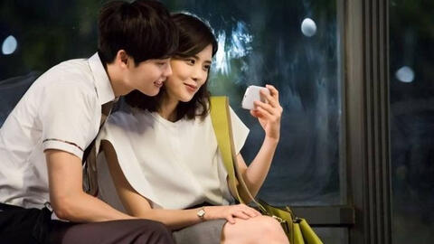 Top 3 cung hoàng đạo thích 'yêu phi công trẻ'
