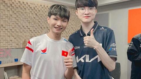 Game thủ Việt sướng nhất hôm nay là đây, check-in cùng ngôi sao số 1 thế giới mà không mất tỷ nào