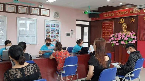 Phụ huynh Hà Nội phải bốc thăm để có chỗ gửi trẻ trong trường mầm non công lập