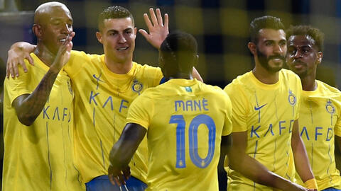 Ngược dòng ngoạn mục trong 10 phút, Ronaldo và Al Nassr chính thức lọt vào vòng bảng giải đấu có Hà Nội FC
