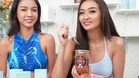 Á hậu Miss Grand International 2022 phải livestream bán khô gà cho ông Nawat