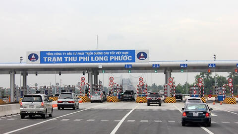 Chọn tuyến đường như thế nào để tránh kẹt xe ở cao tốc TP.HCM - Long Thành - Dầu Giây?