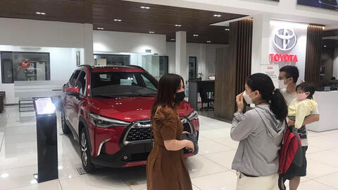 Đại lý xe đổi ngôi làm 'thượng đế' tại thị trường Việt Nam