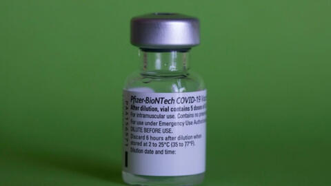 Pfizer và BioNTech bắt đầu thử nghiệm lâm sàng vaccine dành riêng cho biến thể Omicron