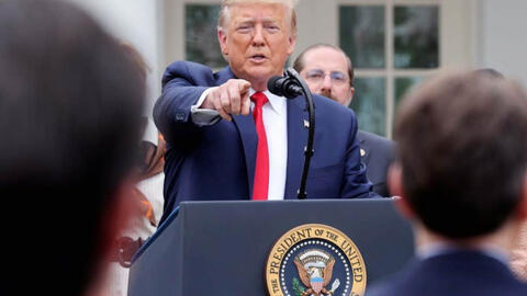Ông Donald Trump vẫn khẳng định corona liên quan phòng thí nghiệm Vũ Hán