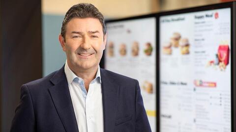 CEO McDonald's nhận 37 triệu USD sau khi bị đuổi việc
