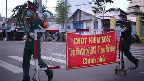TP.HCM tiếp tục giãn cách đến ngày 15/9, hơn 5,3 triệu người được hỗ trợ