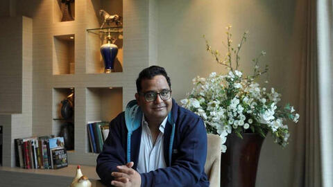 Vijay Shekhar Sharma: Từ chàng trai 'ế vợ' vì thu nhập thấp trở thành tỷ phú trẻ nhất Ấn Độ