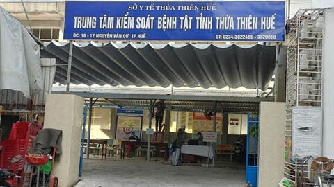 Khởi tố giám đốc CDC Thừa Thiên Huế liên quan việc mua bán kit xét nghiệm COVID-19 với công ty Việt Á