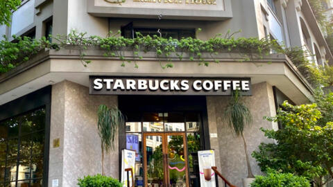 Starbucks đóng cửa hàng đầu tiên ở Hà Nội