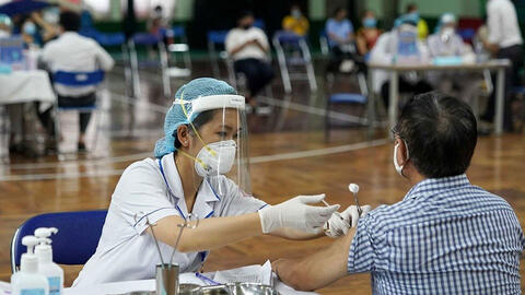 TP.HCM đã tiêm vaccine cho hơn 400.000 người, hơn 1.000 người gặp phản ứng phụ