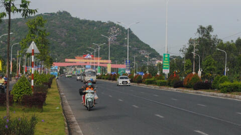 An Giang: Lợi dụng thẻ cán bộ, công chức để ra đường không lý do