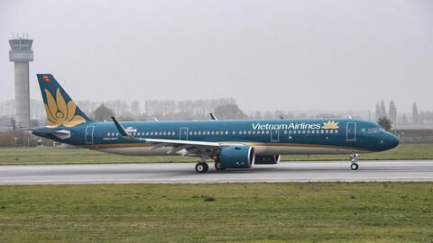 Vietnam Airlines và Jetstar Pacific khuyến cáo hành khách đến sân bay Hồng Kông sớm do ảnh hưởng biểu tình