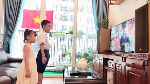 Cả nước trải qua lễ khai giảng chưa từng có