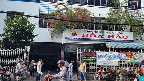 NÓNG: TP.HCM phát hiện một ca nghi mắc COVID-19, Trung tâm y khoa Medic bị phong toả