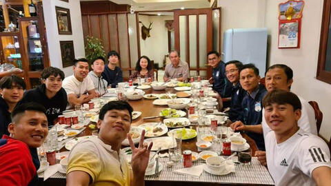 Người vợ tào khang của Bầu Đức lần đầu lộ diện