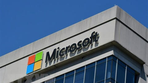"Gã khổng lồ" Microsoft ngừng bán sản phẩm và dịch vụ tại Nga