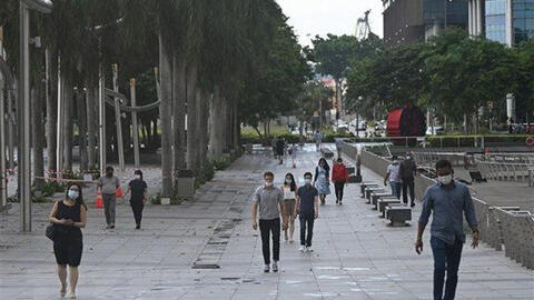 Chuyên gia Singapore: Không nên thái quá khi đối phó với COVID-19
