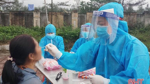 Liên quan đến bệnh nhân COVID-19 ở Bình Dương: Nhiều người tại TP.HCM có liên quan; Hà Tĩnh cách ly 2 xe khách do có người về từ Bình Dương