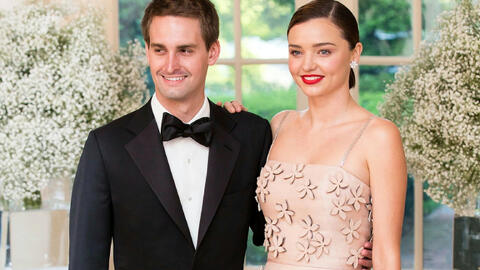 Miranda Kerr mang thai con thứ 3 cho tỷ phú kém 7 tuổi