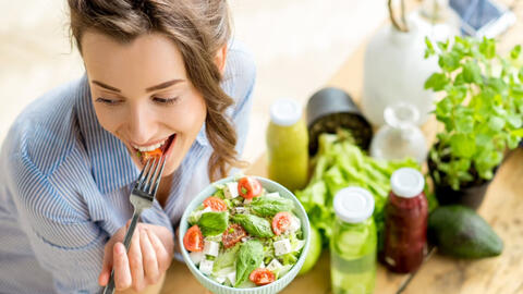 Nghiên cứu mới: Ăn khi thấy đói là cách tốt nhất để giảm cân