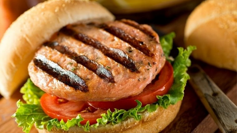 Món ngon mỗi ngày: Burger cá hồi