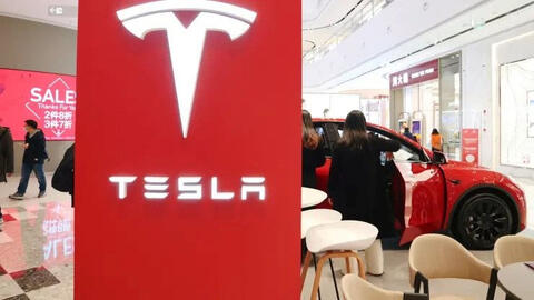 Tesla đã tung ra thị trường hơn 310.000 xe điện trong quý đầu tiên của năm 2022