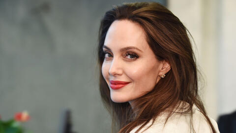 Sao ánh hào quang: Angelina Jolie từ quá khứ dữ dội đến nữ hoàng phòng vé Hollywood