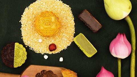 Thương hiệu trà sữa, cafe cũng đi bán... bánh trung thu