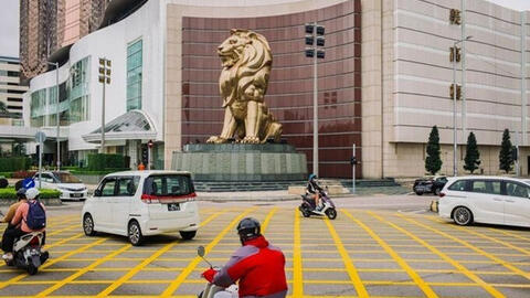 Doanh thu sòng bài Macau tăng lần đầu trong 17 tháng