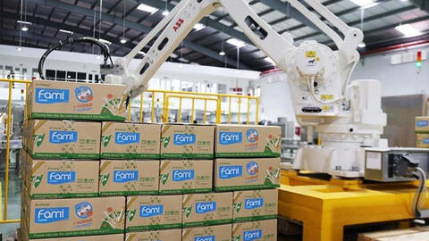 Cổ phiếu cần quan tâm ngày 1/11: CTG, VHC và CSV