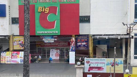 Siêu thị Big C Miền Đông bị phong toả, nhiều khách hàng bị 'kẹt' tại siêu thị