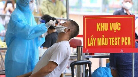 Hà Nội đề xuất hỗ trợ một lần với nhân viên y tế, tối đa 10 triệu đồng