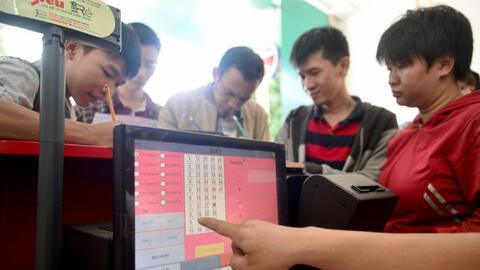 Một khách hàng ở TPHCM trúng Vietlott gần 82 tỷ đồng