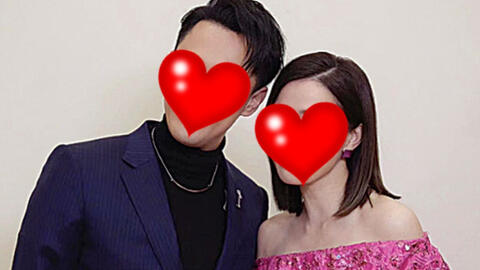 Cặp đôi tái hợp lần 6 khiến dân tình "phát sốt", nhà gái là "chị đại" showbiz vẫn trẻ đẹp sau 30 năm