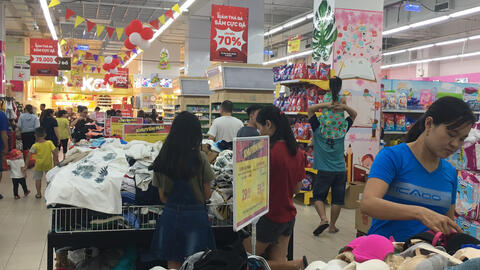 Việt Nam có nguy cơ đánh mất thị trường bán lẻ vào tay nước ngoài?
