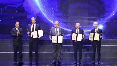 Chủ nhân Giải thưởng Chính VinFuture 2023 trị giá 3 triệu USD thuộc về nhà khoa học lỗi lạc nào?