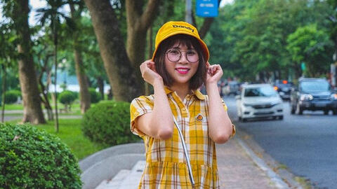 YouTuber Thơ Nguyễn bị chí trích vì đề cập đến việc "nuôi Kumanthong"