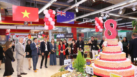 Tổng Lãnh sự quán New Zealand thăm và làm việc tại WinMart