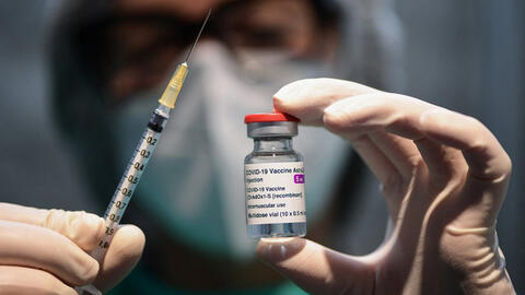 Anh khẳng định vaccine Covid-19 của AstraZeneca "an toàn và hiệu quả"