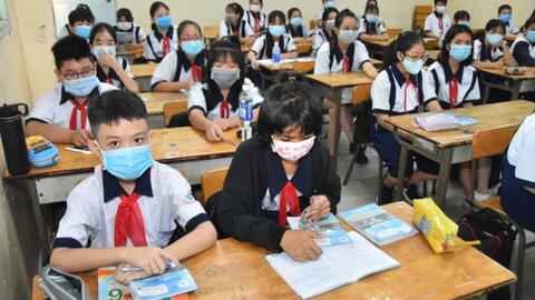 TP.HCM chỉ đạo khẩn: Từ 12/4, tất cả học sinh phải đi học trực tiếp