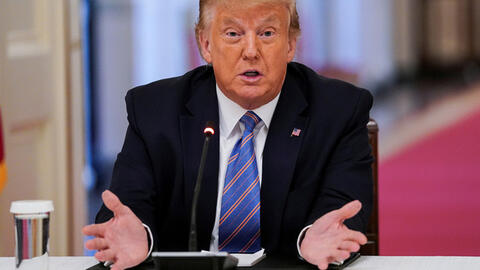 Tổng thống Trump dọa sẽ cắt ngân sách với các trường không chịu mở cửa