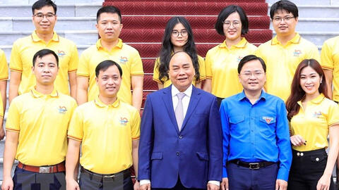 Chủ tịch nước: Hỗ trợ gương mặt trẻ tiêu biểu lan tỏa giá trị tốt đẹp
